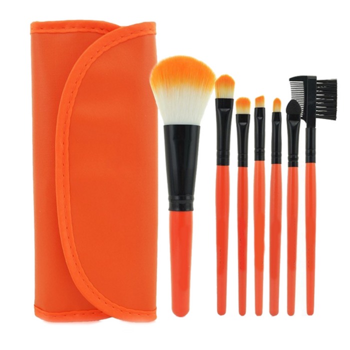 7 Piece Classic Makeup Brush Set