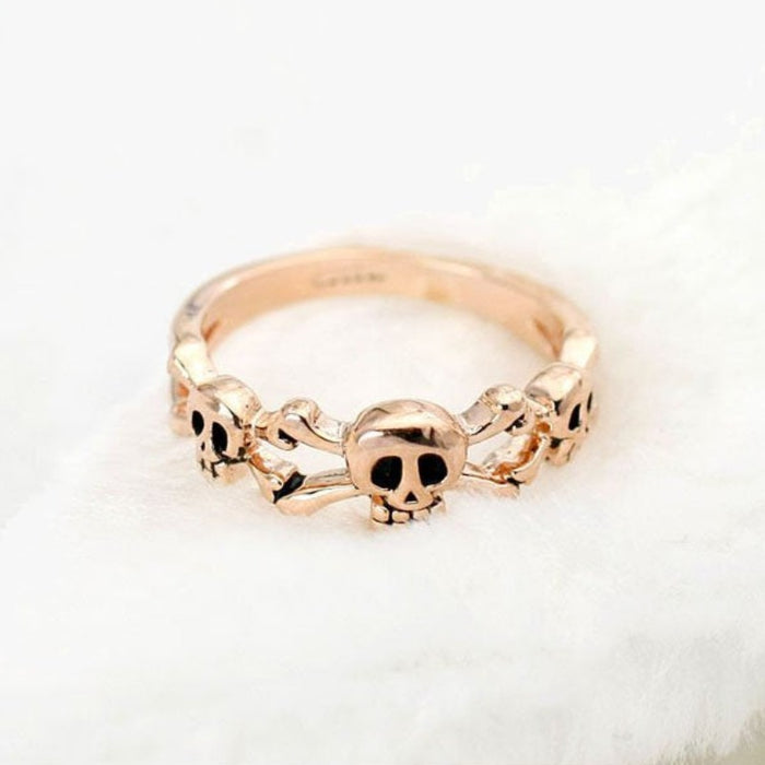 Fashion Skull Ring - FREE SHIP DEALS