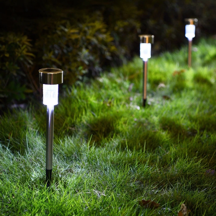 12-piece SunPower Garden Lamps
